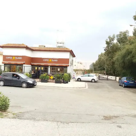 Aria Beach House * Вороклини