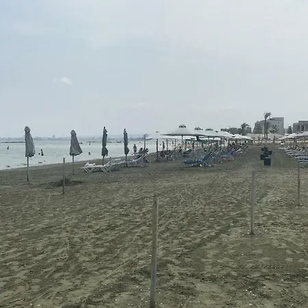 Aria Beach House * Βορόκλινη