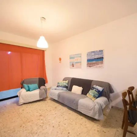 Aria Beach House בית נופש *