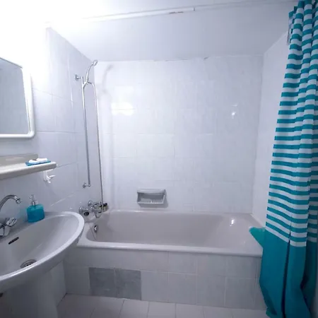 Aria Beach House * Βορόκλινη